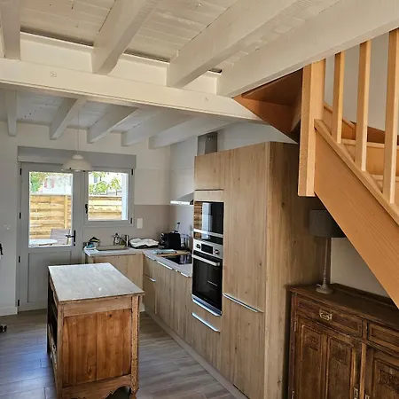 Le 6 - B Xandre Holiday home Saint-Xandre